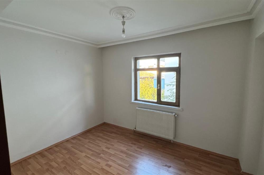 MERKEZİ KONUM B. MUTFAK 2+1 KİRALIK DAİRE