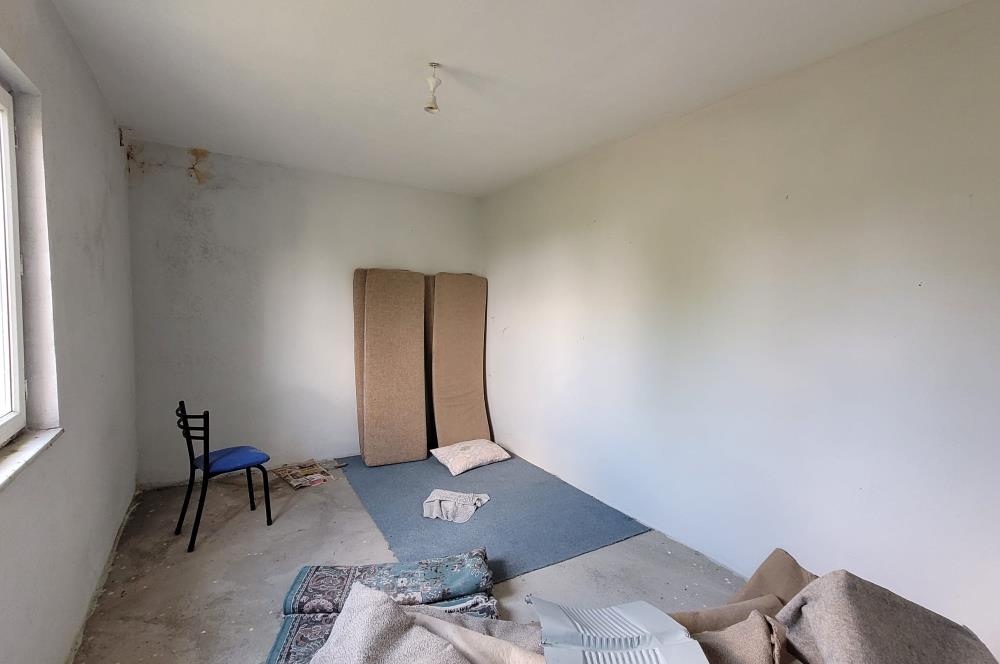 CENTURY 21 BAL'DAN ALTIEYLÜL BOZEN'DE SATILIK EV VE ARSASI