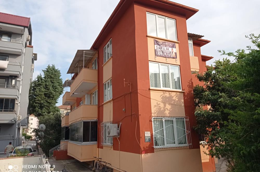 Century21 Bal'dan Bahçelievler Mahallesinde Satılık 3+1 Daire
