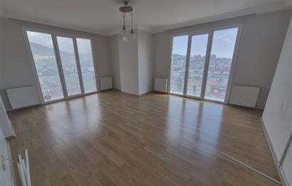 İnönü Mahallesinde Bakımlı Merkezi Konumda 2+1 Satılık Daire