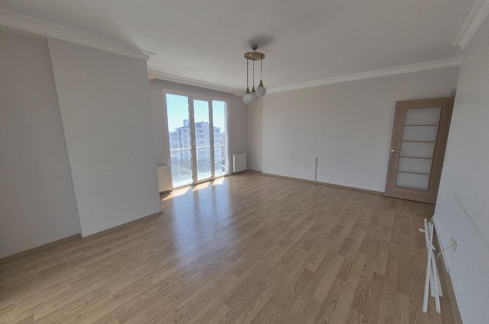İnönü Mahallesinde Bakımlı Merkezi Konumda 2+1 Satılık Daire