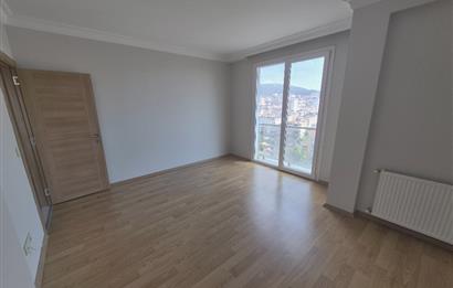 İnönü Mahallesinde Bakımlı Merkezi Konumda 2+1 Satılık Daire