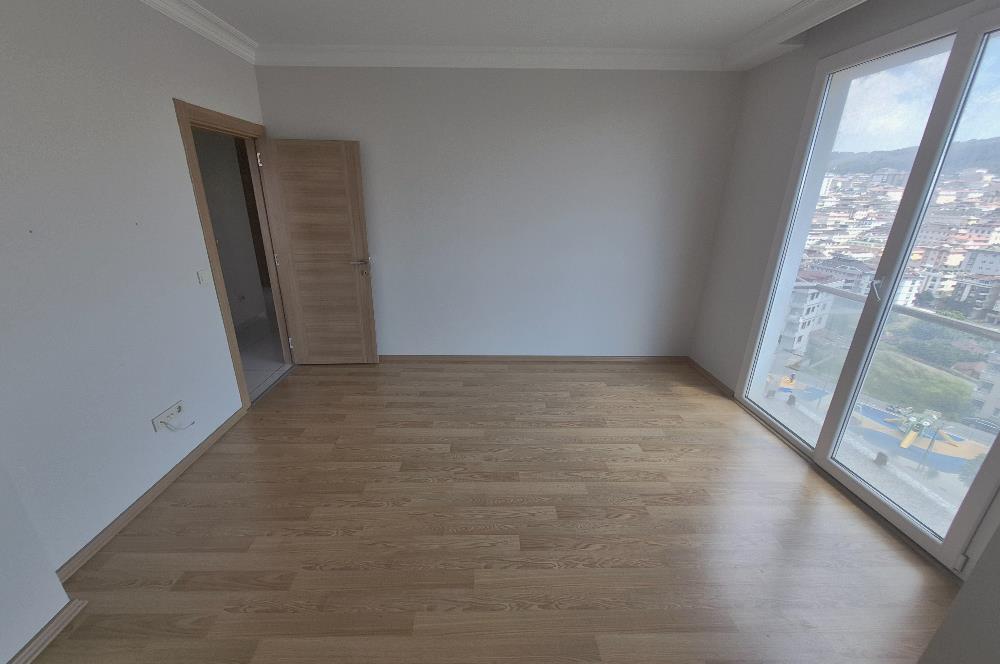 İnönü Mahallesinde Bakımlı Merkezi Konumda 2+1 Satılık Daire