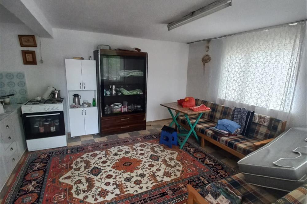 C.21LOCA'DAN SUSURLUK BABAKÖYDE MÜKEMMEL BAHÇELİ KÖY EVİ