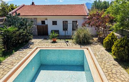 DATÇA KIZLAN | TEK KATLI HAVUZLU GENİŞ BAHÇELİ VİLLA+KONUK EVİ