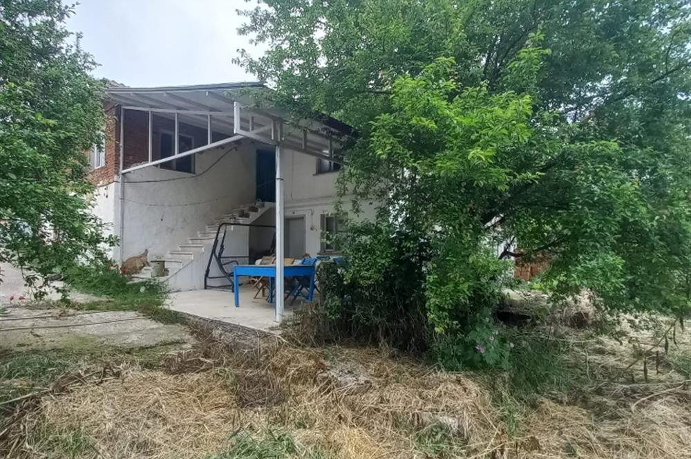 C.21LOCA'DAN SUSURLUK BABAKÖYDE MÜKEMMEL BAHÇELİ KÖY EVİ