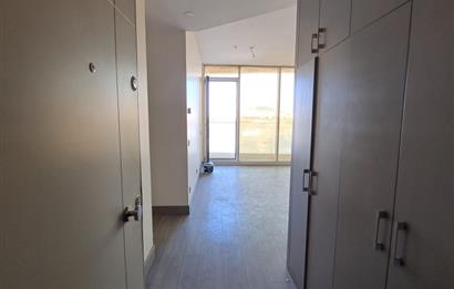 Kartal İSTMarina'da Balkonlu, Deniz & Şehir Manzaralı 2+1