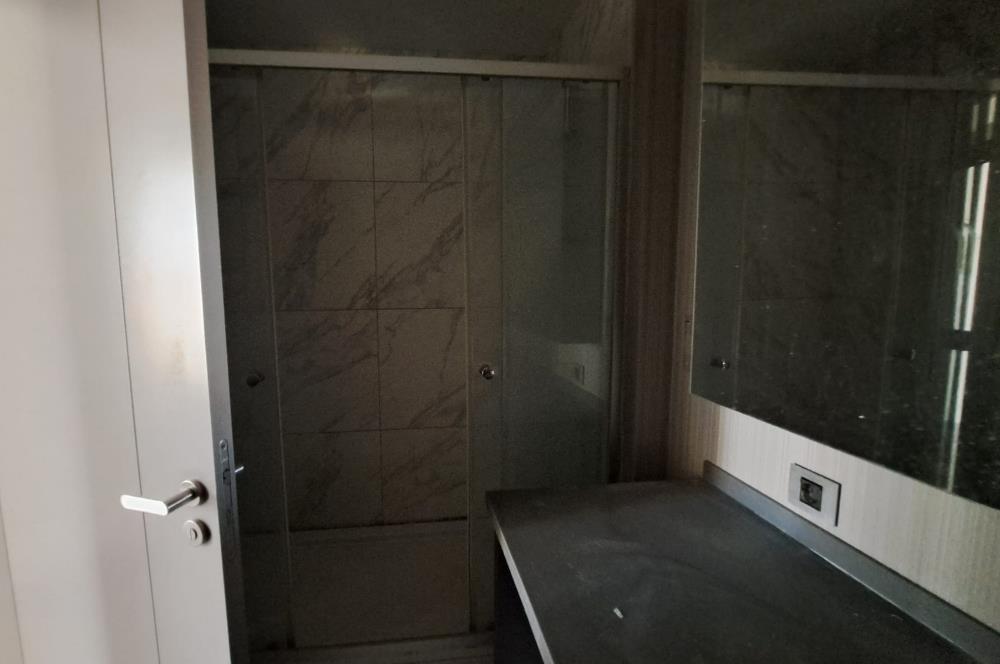 Kartal İSTMarina'da Balkonlu, Deniz & Şehir Manzaralı 2+1