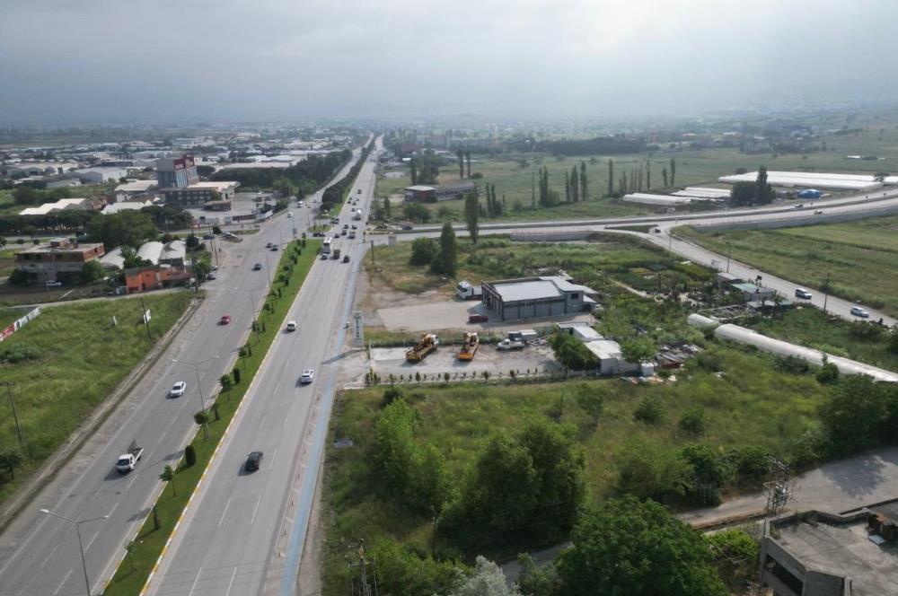KARESİ YENİMAHALLE'DE 1471 m2 T1 TİCARİ İMARLI ARSA HİSSESİ