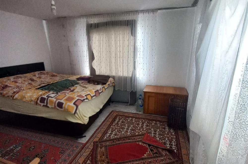 C.21LOCA'DAN SUSURLUK BABAKÖYDE MÜKEMMEL BAHÇELİ KÖY EVİ