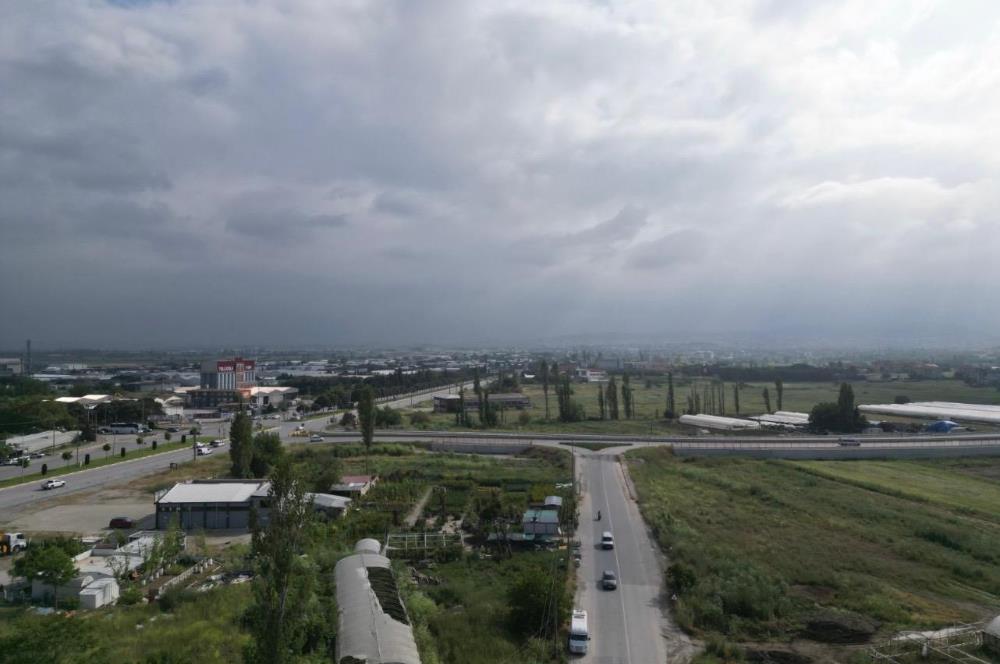 KARESİ YENİMAHALLE'DE 1471 m2 T1 TİCARİ İMARLI ARSA HİSSESİ