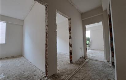 Pera Kocaali 1 Sitesi Havuzlu Denize Yakın Yeni Satılık 2+1 ler