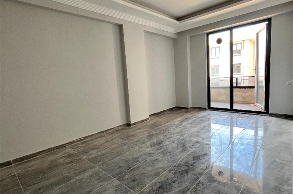 KARASU'DA SIFIR KREDİYE UYGUN HAVUZLU SİTEDE 2+1 DAİRE