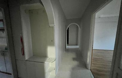 C21 BAL'dan Adnan Menderes 3+1 Geniş Kullanışlı Kiralık Daire