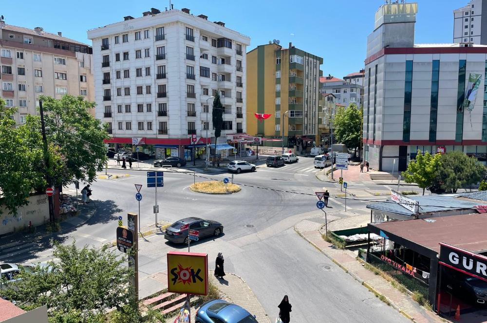 ZÜMRÜTEVLER MAHALLE'SİNDE 2+1 76m2 NET FERAH DAİRE