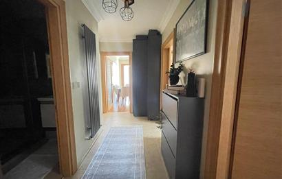 ZÜMRÜTEVLER MAHALLE'SİNDE 2+1 76m2 NET FERAH DAİRE