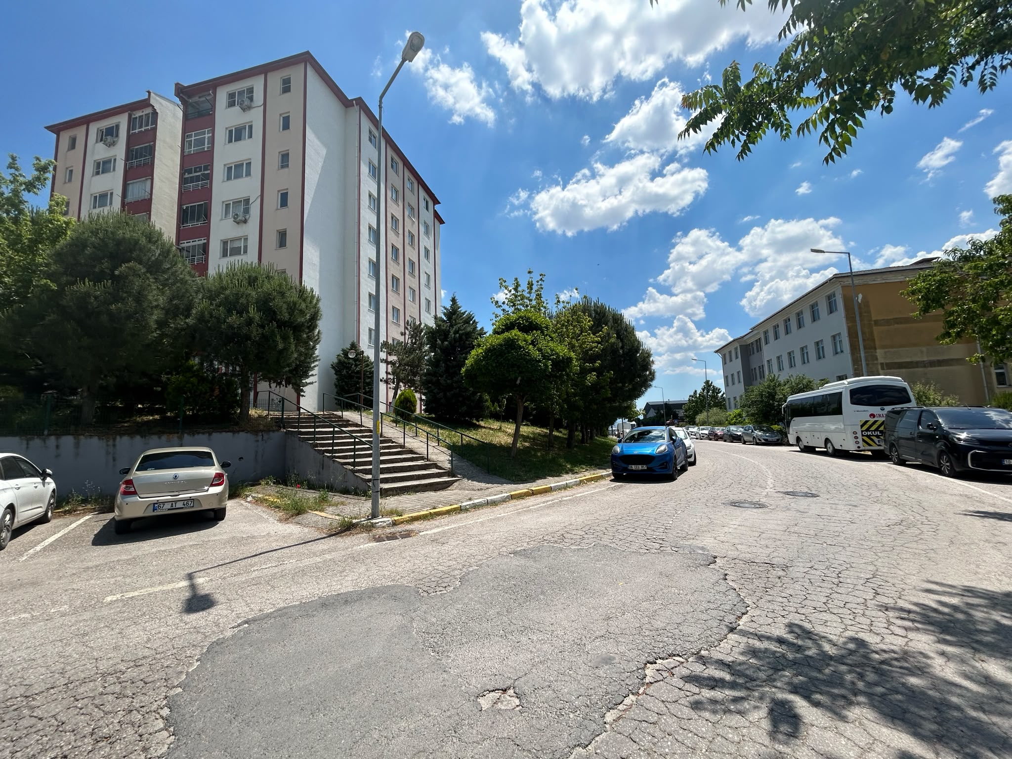 C21 BAL'DAN TOKİ YENİMAH.'DE C BLOKLARDA 3+1 KİRALIK DAİRE