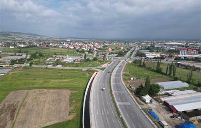 KARESİ YENİMAHALLE'DE 1471 m2 T1 TİCARİ İMARLI ARSA HİSSESİ