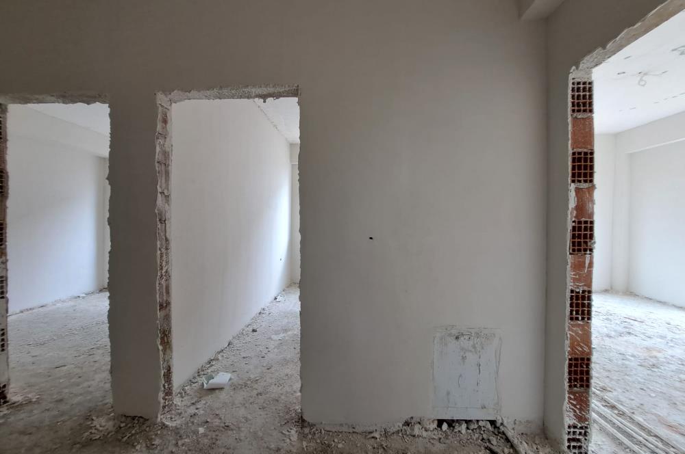 Pera Kocaali 1 Sitesi Havuzlu Denize Yakın Yeni Satılık 2+1 ler