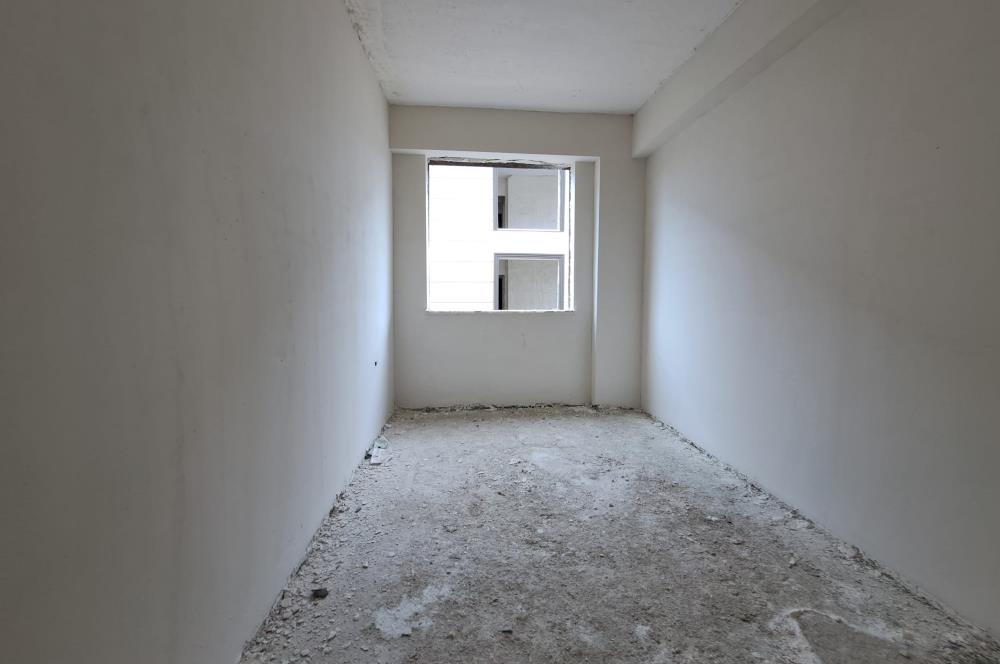 Pera Kocaali 1 Sitesi Havuzlu Denize Yakın Yeni Satılık 2+1 ler