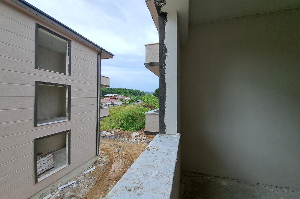 Pera Kocaali 1 Sitesi Havuzlu Denize Yakın Yeni Satılık 2+1 ler