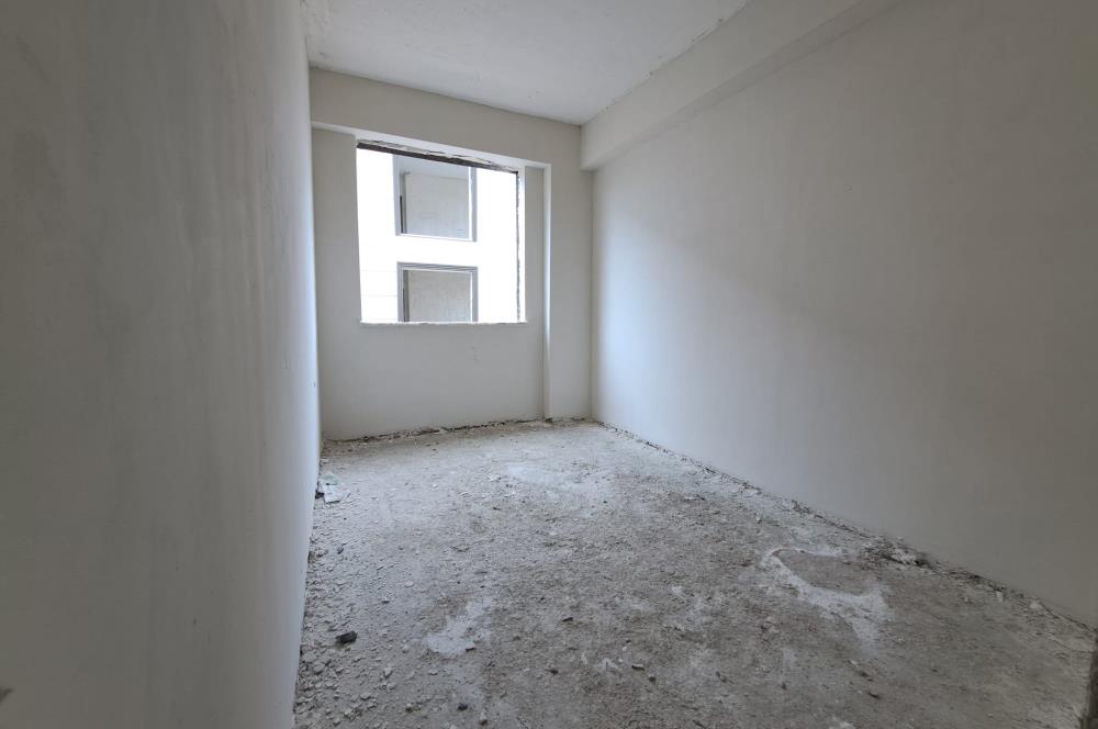 Pera Kocaali 1 Sitesi Havuzlu Denize Yakın Yeni Satılık 2+1 ler