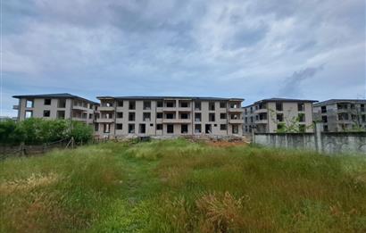 Pera Kocaali 1 Sitesi Havuzlu Denize Yakın Yeni Satılık 2+1 ler
