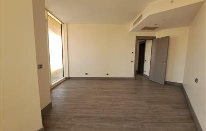 Kartal İSTMarina'da Balkonlu, Deniz & Şehir Manzaralı 2+1