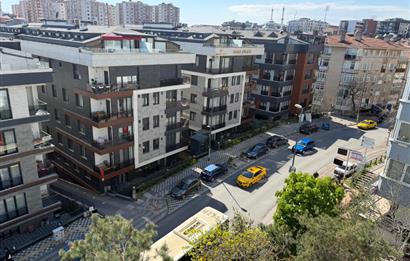 C21 BAYAR dan KOŞUYOLU ÜSKÜDARA GİDEN CADDEDE 3+1 KİRALIK SİTEDE BAKIMLI ÖNÜ AÇIK