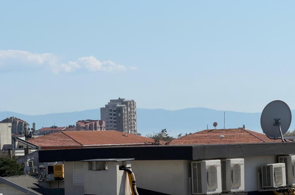 C21 BAYAR dan KOŞUYOLU ÜSKÜDARA GİDEN CADDEDE 3+1 KİRALIK SİTEDE BAKIMLI ÖNÜ AÇIK