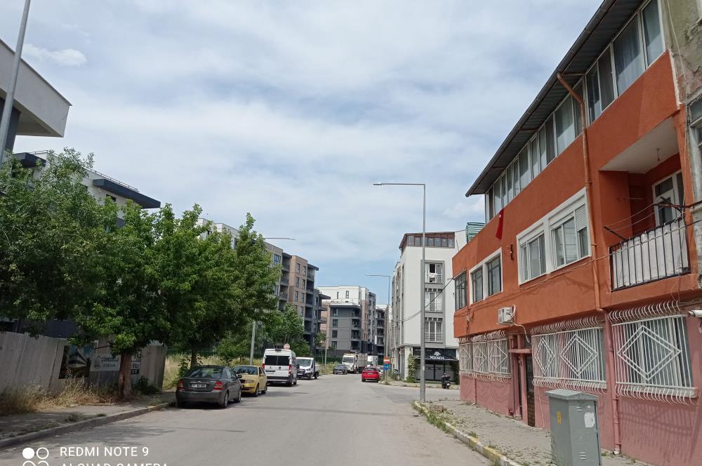 Century 21 Bal'dan Gümüşçeşme Mahallesinde Satılık 2+1 Teraslı Daire