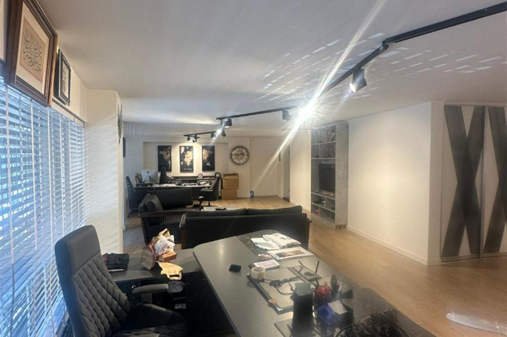 MERKEZİ KONUM, GÜÇLÜ YATIRIM: 750 m² TİCARİ GAYRİMENKUL