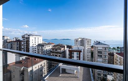 Caddebostanda BOŞ Eşsiz Deniz Manzaralı 4+1 Geniş Daire