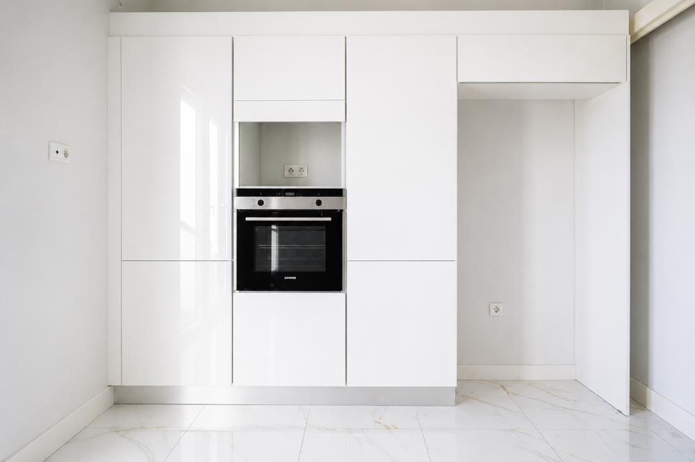 Caddebostanda BOŞ Eşsiz Deniz Manzaralı 4+1 Geniş Daire