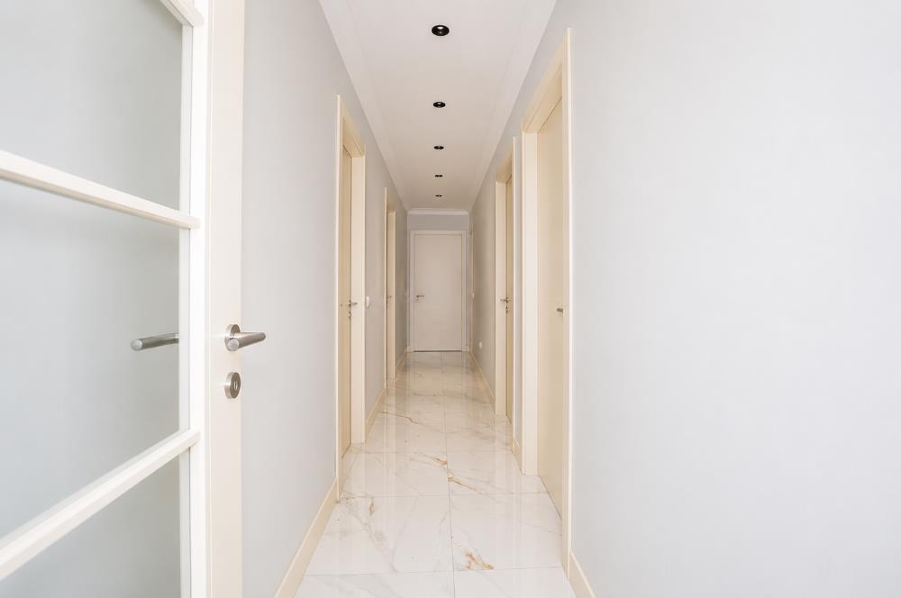 Caddebostanda BOŞ Eşsiz Deniz Manzaralı 4+1 Geniş Daire
