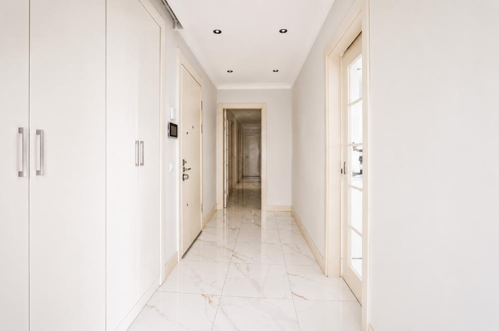 Caddebostanda BOŞ Eşsiz Deniz Manzaralı 4+1 Geniş Daire