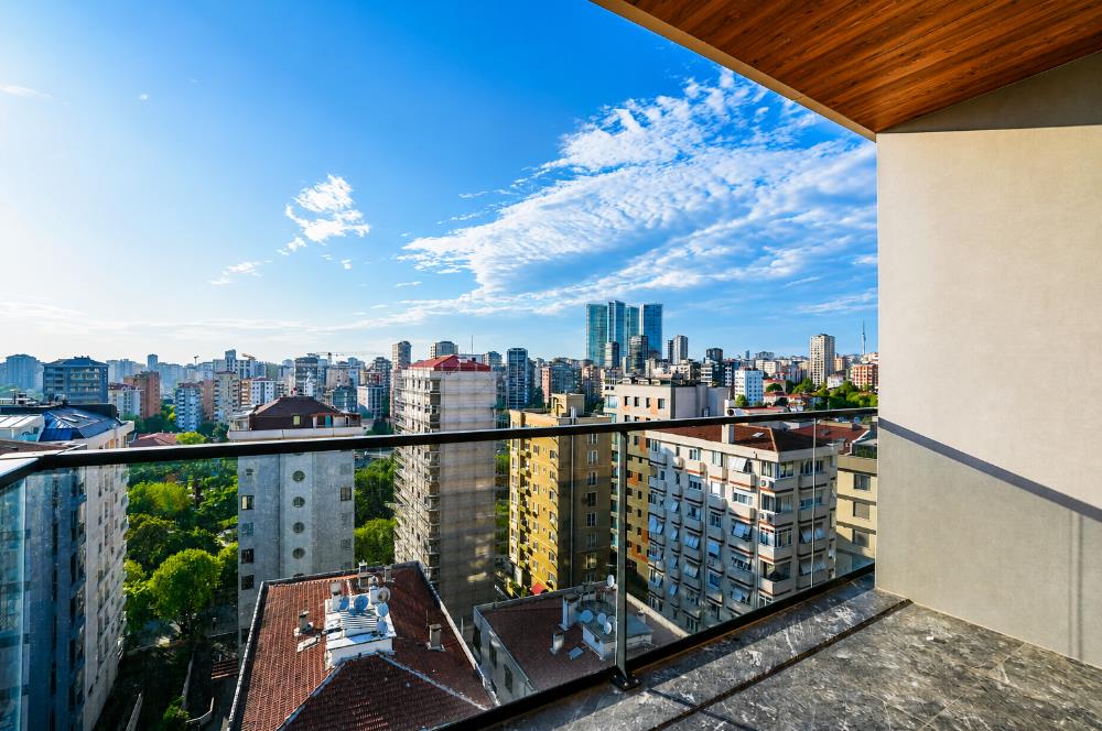 Caddebostanda BOŞ Eşsiz Deniz Manzaralı 4+1 Geniş Daire