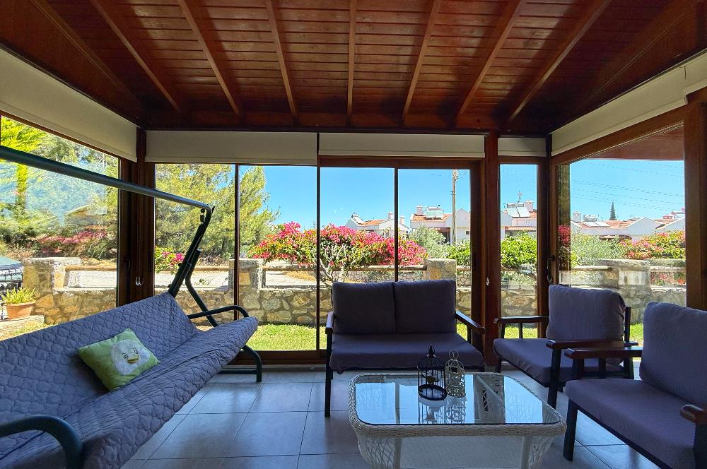Datça Burgazda Müstakil Villa 261 m² Arsa Paylı Deniz Manzaralı