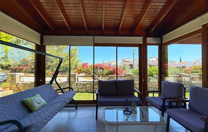 Datça Burgazda Müstakil Villa 261 m² Arsa Paylı Deniz Manzaralı