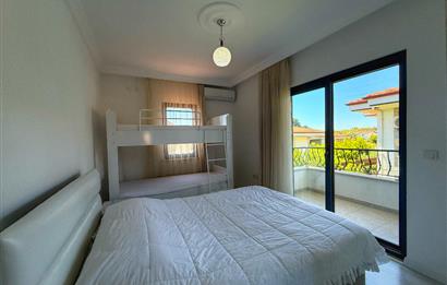 Datça Burgazda Müstakil Villa 261 m² Arsa Paylı Deniz Manzaralı