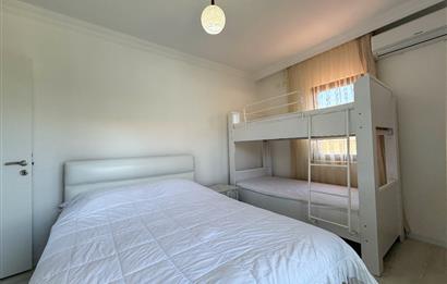 Datça Burgazda Müstakil Villa 261 m² Arsa Paylı Deniz Manzaralı