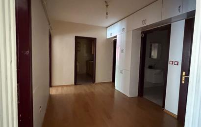 Ümraniye Cemil Meriç Mah. Çift Cephe Balkonlu 3+1 Kiralık Daire