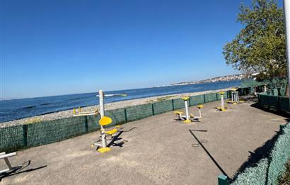 Çınarcık Karpuzdere'de Deniz Manzaralı Satılık 2+1 Daire