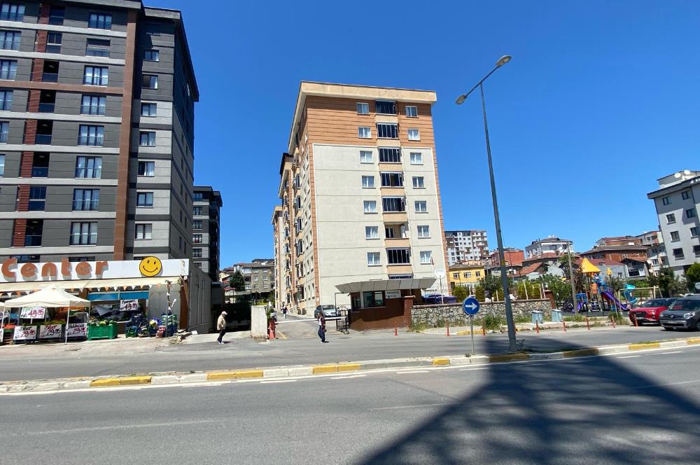 PENDİK ENDERUN PARK SİT. SATILIK GENİŞ 2+1 METRO YANI BAŞINDA