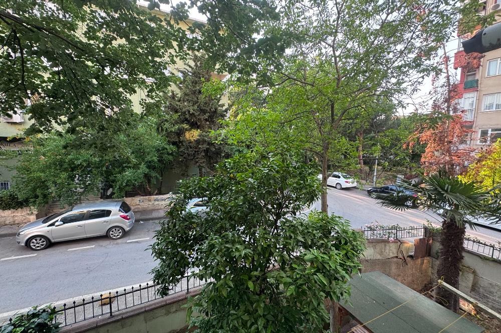 MERDİVENKÖY ORAY SİTESİNDE SATILIK 2+1 BALKONLU DAİRE