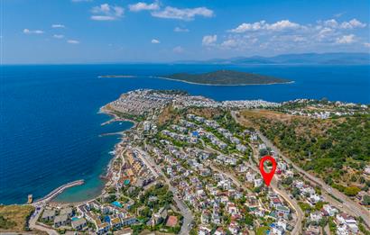 Gündoğan Küçükbük Deniz Manzaralı Özel Plajlı 5+1 Villa