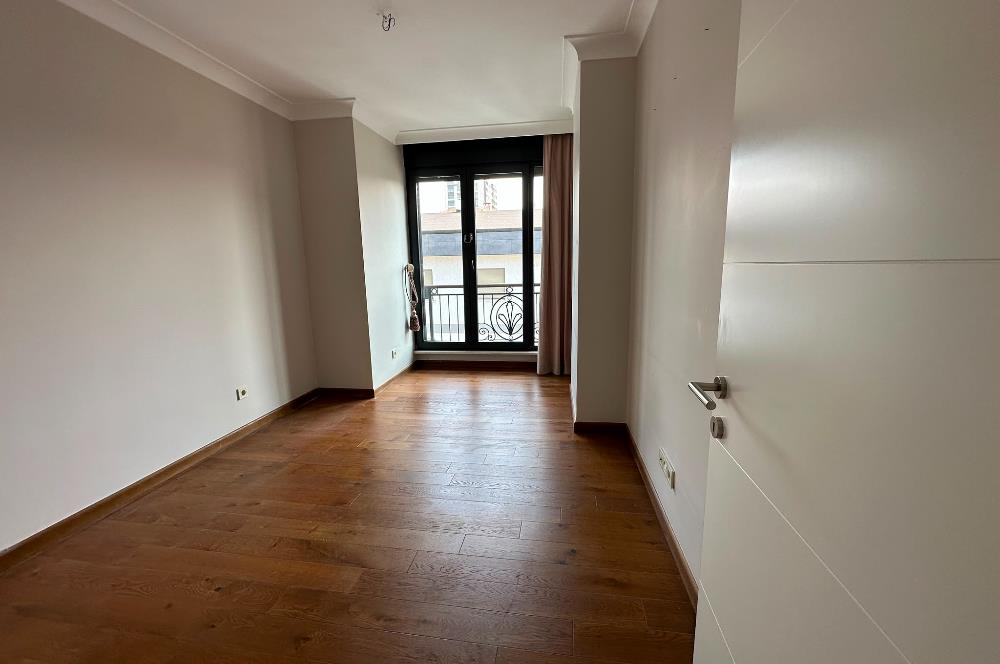 ERENKÖY'DE KİRALIK DUBLEKS DAİRE