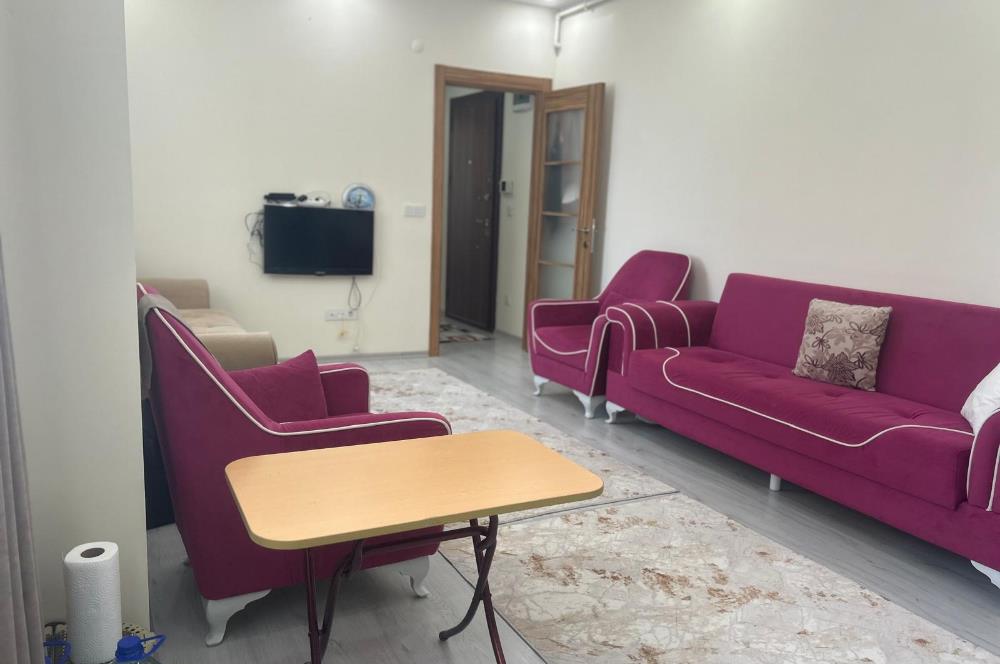 KARTAL YAKACIK ÇARŞI MAHALLESİNDE SATILIK FERAH 1+1 DAİRE