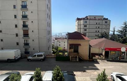 KARTAL YAKACIK ÇARŞI MAHALLESİNDE SATILIK FERAH 1+1 DAİRE