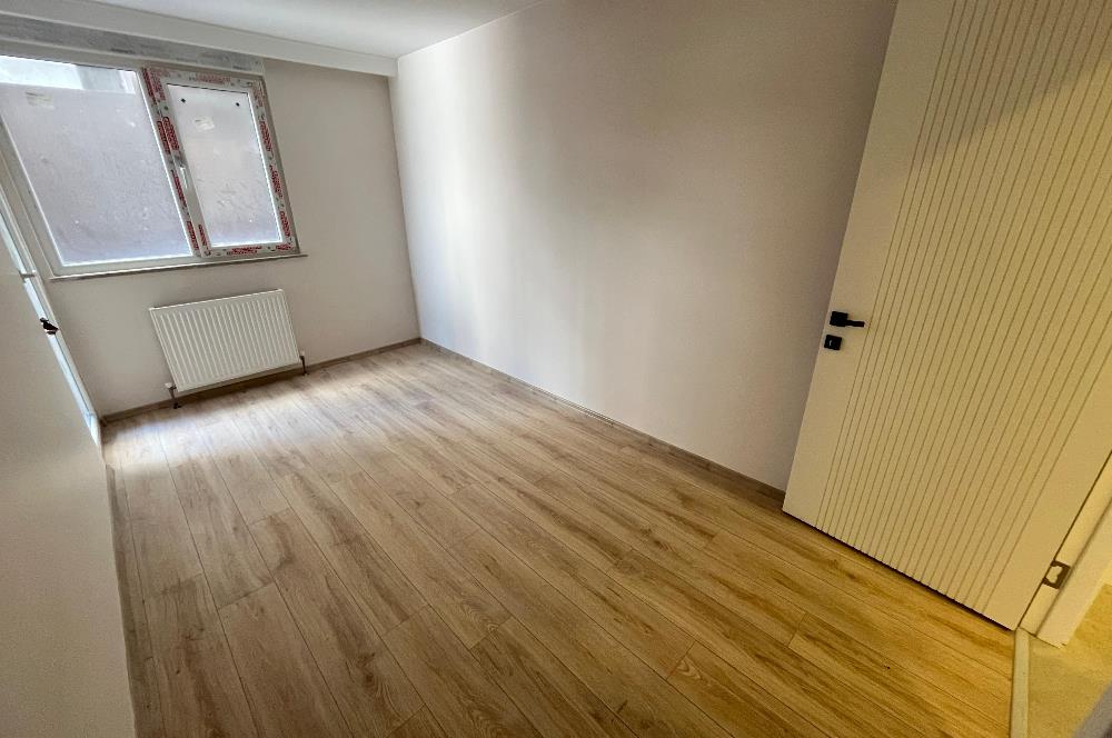 BOSTANCI ALTINTEPE'DE 0 BİNADA ÖN CEPHE LÜX 2+1